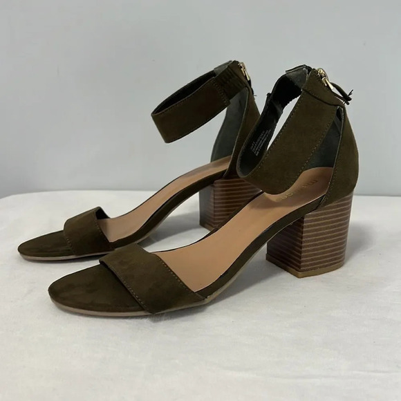 Maurice’s Khaki Suede Sandal Heels Ankle Strap back zip size 8 - Picture 4 of 11